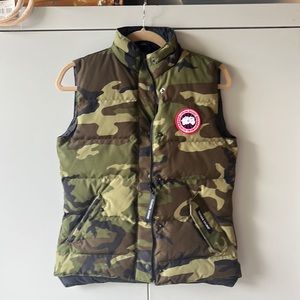 Canada Goose camp down vest
